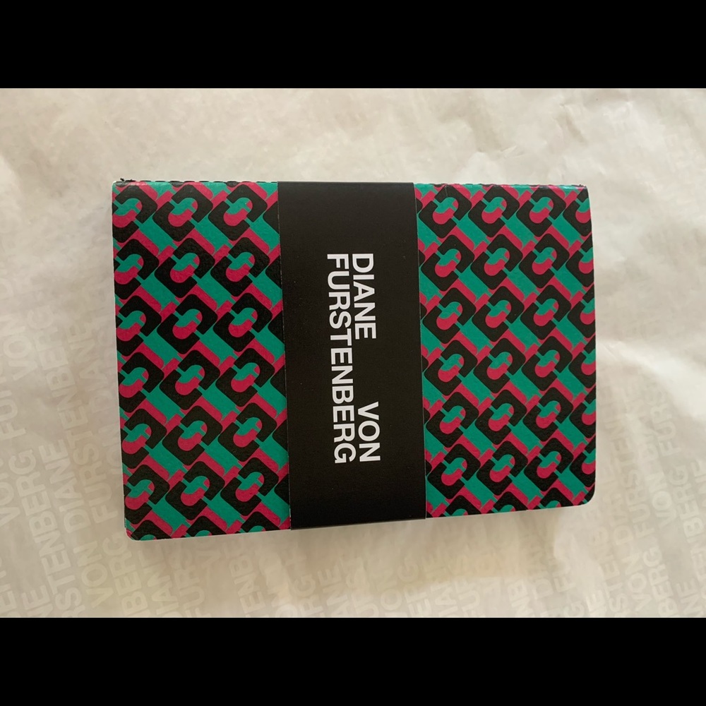 Dvf note books